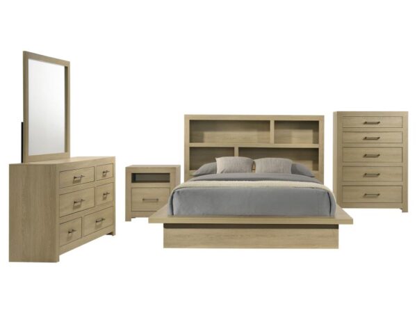 Hendricks 5-piece Eastern King Bedroom Set Light Oak