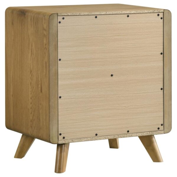 Bennett 5-piece Eastern King Bedroom Set Light Oak