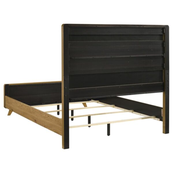 Bennett 5-piece Queen Bedroom Set Light Oak