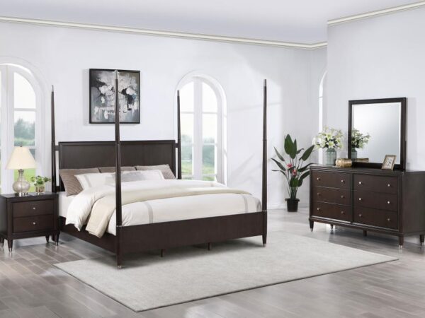 Emberlyn 4-piece Queen Bedroom Set Brown