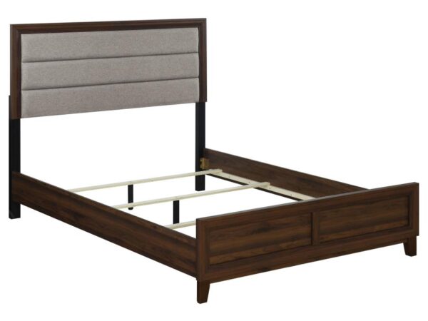 Welsley 50-inch Upholstered Queen Bed Walnut
