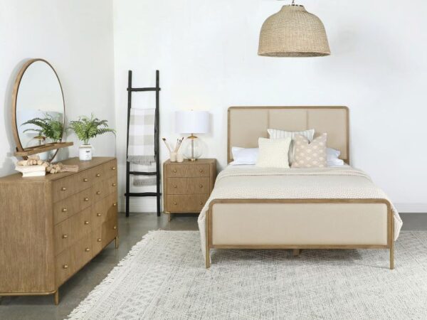 Arini 4-piece Queen Bedroom Set Cream and Sand Wash