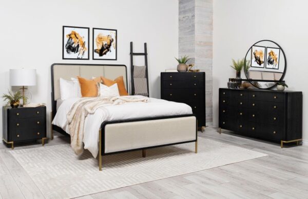 Arini 5-piece Eastern King Bedroom Set Cream and Black