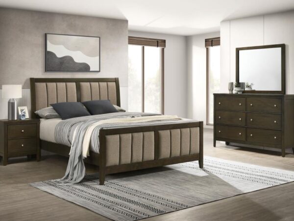 Wilkes 4-piece Queen Bedroom Set Dark Cocoa