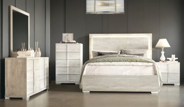 Juliet White King 4 Piece
