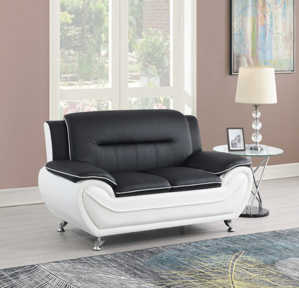 New York Black & White Loveseat