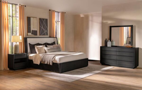 Queen Bedroom Set Burnished Black Leandro 4-piece