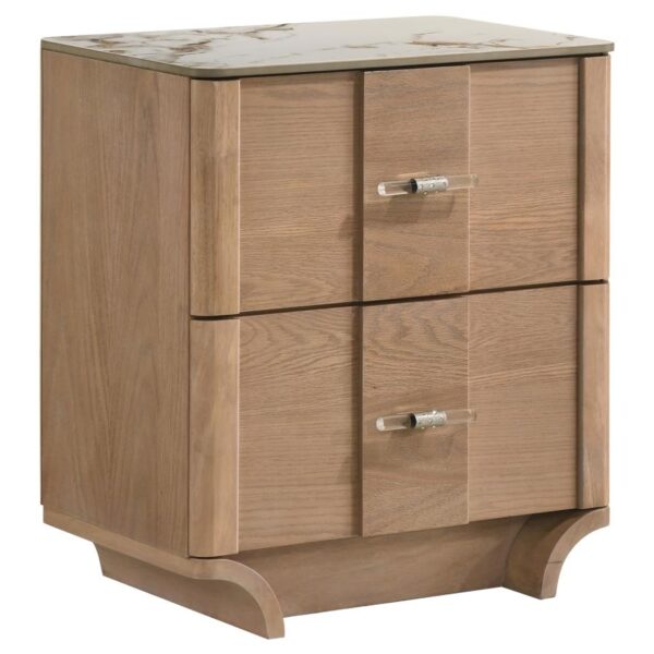 Queen Bedroom Set Light Oak Leanne 4-piece