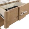 Queen Bedroom Set Light Oak Leanne 4-piece